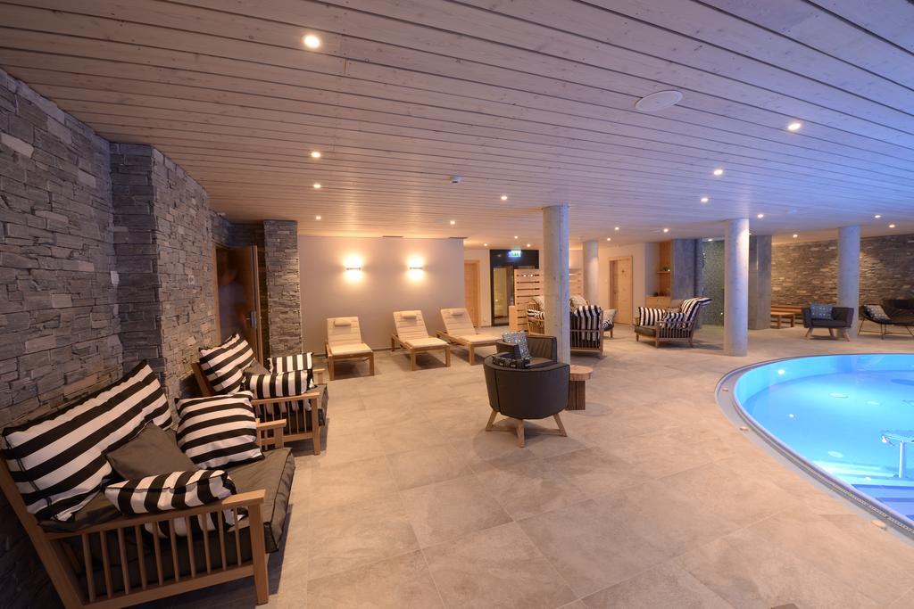Alpenhotel Fleurs De Ζερμάτ Εξωτερικό φωτογραφία