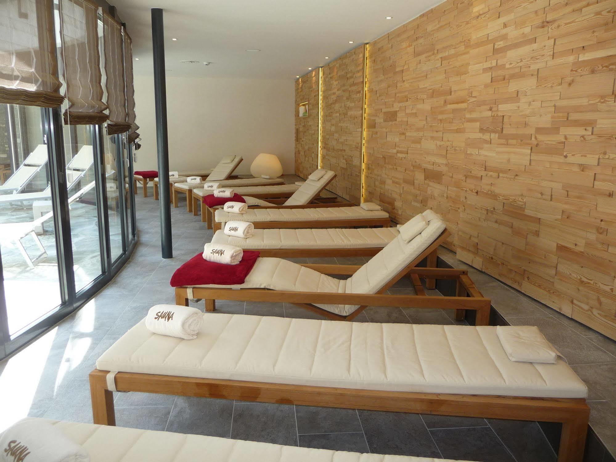 Alpenhotel Fleurs De Ζερμάτ Εξωτερικό φωτογραφία