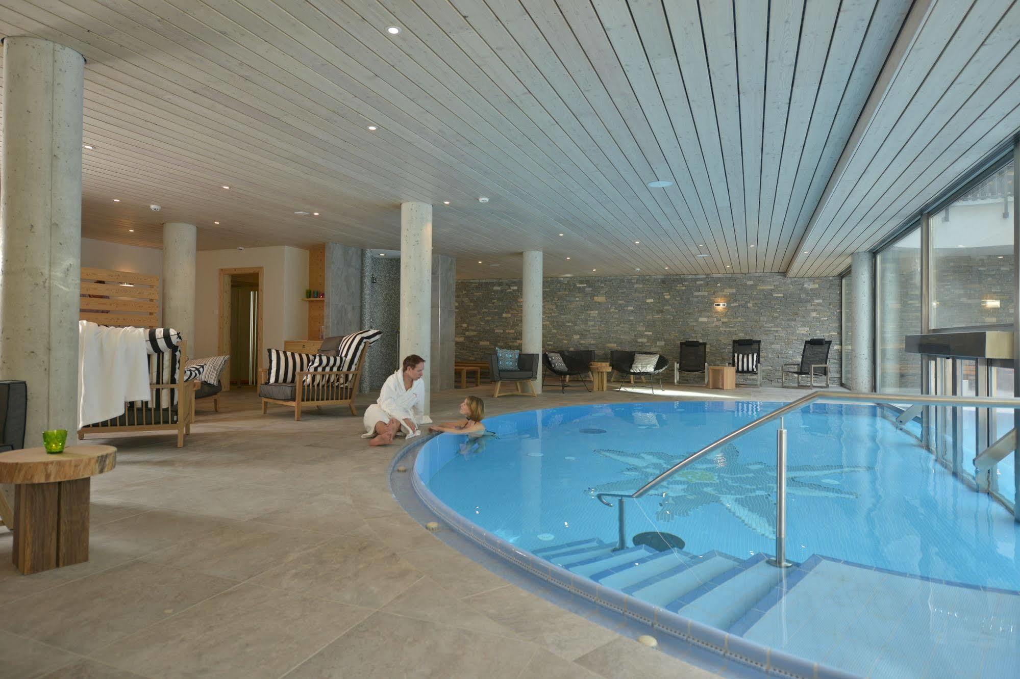Alpenhotel Fleurs De Ζερμάτ Εξωτερικό φωτογραφία