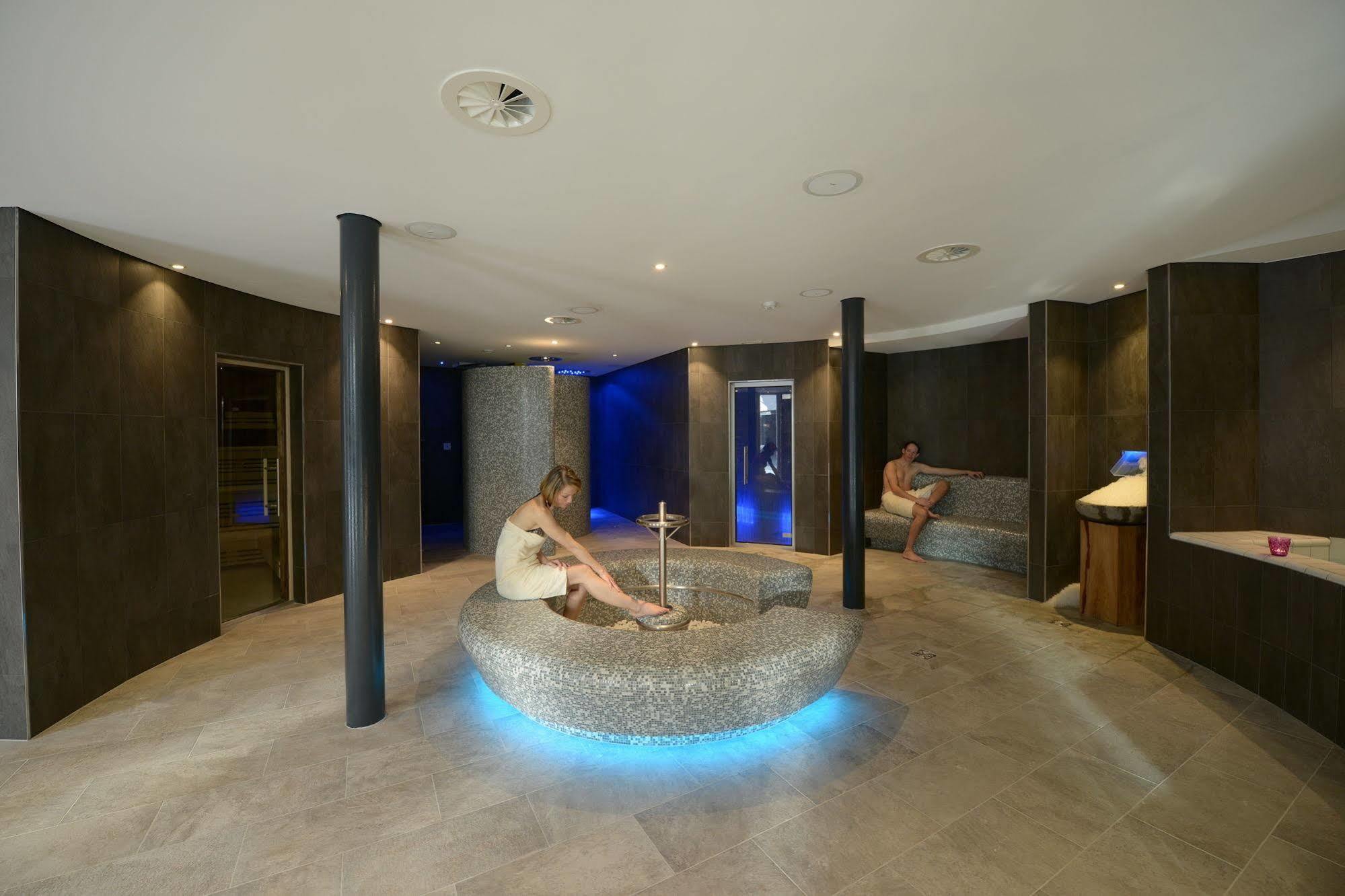 Alpenhotel Fleurs De Ζερμάτ Εξωτερικό φωτογραφία